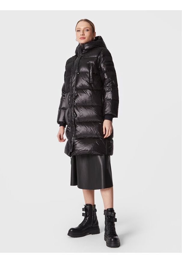 Red Valentino Płaszcz zimowy 1R0CP00I6MD Czarny Regular Fit. Kolor: czarny. Materiał: syntetyk. Sezon: zima