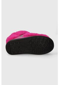 Love Moschino śniegowce SKIBOOT20 kolor różowy JA24202G0HJW0604. Nosek buta: okrągły. Kolor: różowy. Materiał: guma. Szerokość cholewki: normalna #4