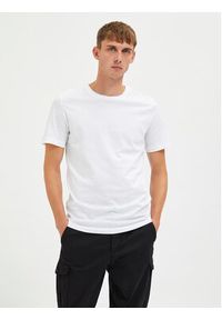 Selected Homme Komplet 3 t-shirtów Axel 16087854 Biały Regular Fit. Kolor: biały. Materiał: bawełna #4