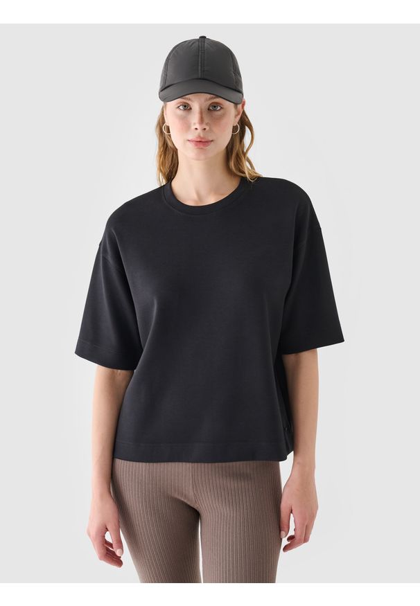 4f - 4F T-shirt regular z modalem damski - czarny XS. Okazja: na co dzień. Kolor: czarny. Materiał: dzianina, jersey, materiał, syntetyk. Długość rękawa: krótki rękaw. Długość: krótkie. Wzór: gładki, ze splotem. Styl: casual, klasyczny, sportowy