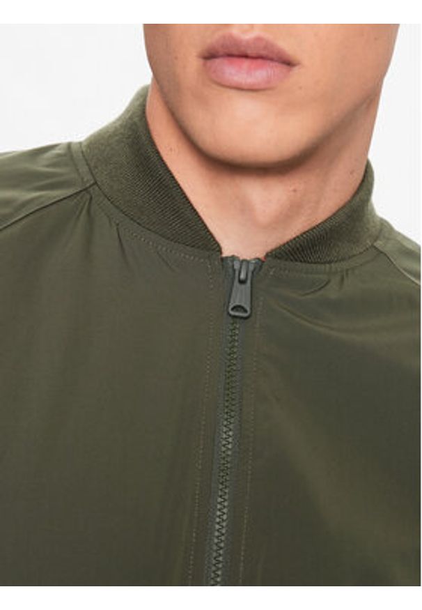 Levi's® Kurtka bomber Filbert A4418-0001 Zielony Relaxed Fit. Kolor: zielony. Materiał: syntetyk