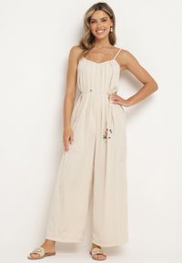 Born2be - Jasnobeżowy Kombinezon na Cienkich Regulowanych Ramiączkach ze Ściągaczem w Talii Huetta. Okazja: na co dzień. Kolor: beżowy. Materiał: jeans. Długość rękawa: na ramiączkach. Długość: długie. Styl: casual, elegancki, sportowy #7