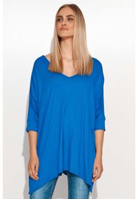 Makadamia - Asymetryczna Bluzka o Kroju Oversize - Niebieska. Kolor: niebieski. Materiał: wiskoza, elastan