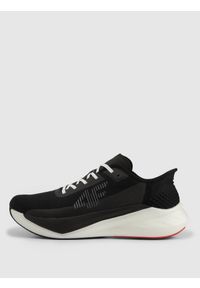 4f - 4F Buty do biegania FLOW RUN męskie - czarne 41. Kolor: czarny. Materiał: neopren, guma. Szerokość cholewki: normalna. Sport: bieganie #1