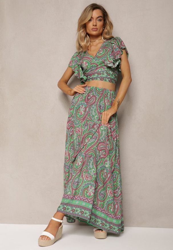 Renee - Zielony Wiskozowy Komplet 2-Częściowy w Print Paisley Długa Spódnica i Kopertowy Top Aeodosia. Kolor: zielony. Materiał: wiskoza. Wzór: paisley, nadruk
