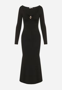 Born2be - Czarna Sukienka z Wiskozą Ozdobiona Metalową Klamrą Refira. Okazja: na co dzień. Kolor: czarny. Materiał: wiskoza. Wzór: aplikacja. Typ sukienki: proste. Styl: wizytowy, casual, elegancki #2