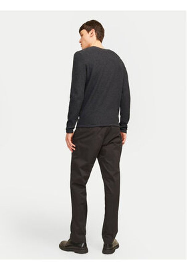 Jack & Jones Sweter Cooper 12258407 Szary Regular Fit. Kolor: szary. Materiał: bawełna