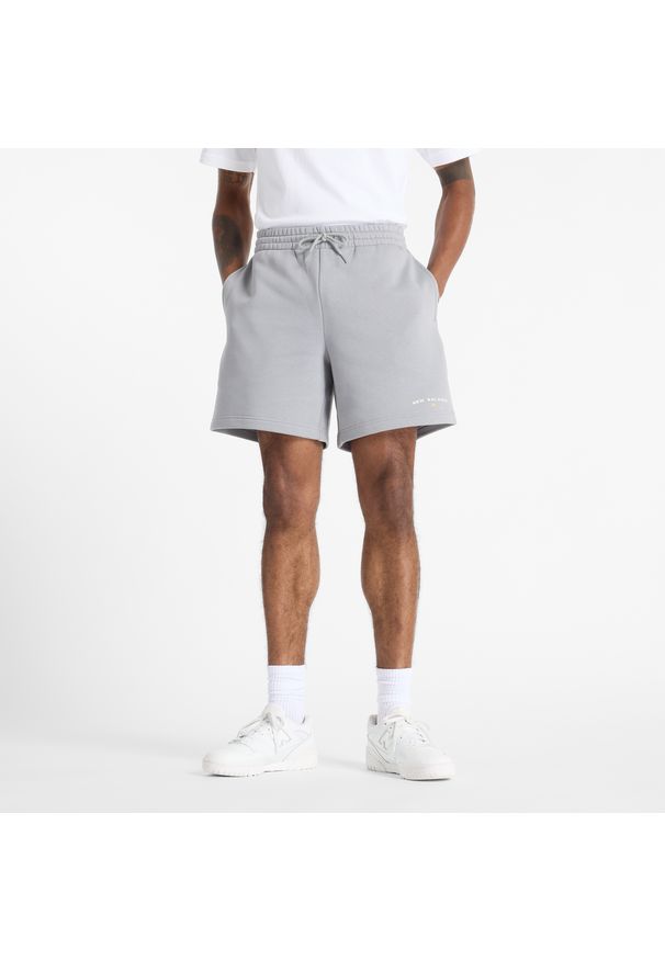 Spodenki męskie New Balance MS51506YST – szare. Kolor: szary. Materiał: bawełna, dresówka, materiał, poliester
