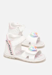 Born2be - Białe Sandały z Sercem LED i Wkładką ze Skóry Naturalnej Toruela. Kolor: biały. Materiał: skóra
