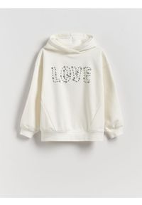 Reserved - Bluza z aplikacją - złamana biel. Typ kołnierza: kaptur. Materiał: bawełna, dzianina. Wzór: aplikacja
