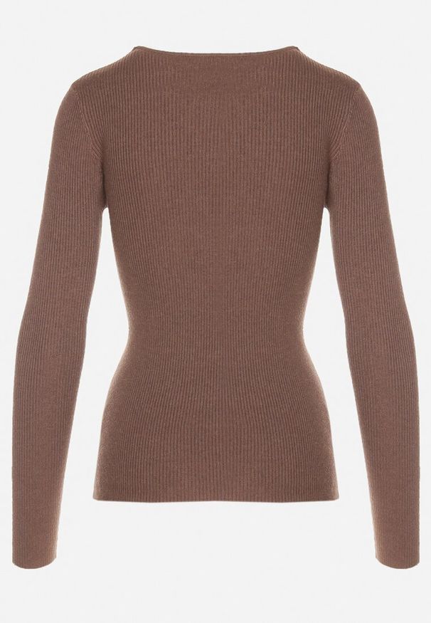Born2be - Ciemnobrązowy Sweter Ozdobiony Metalowymi Napami Corettina. Okazja: na co dzień. Kolor: brązowy. Materiał: jeans. Wzór: aplikacja. Styl: wizytowy, casual