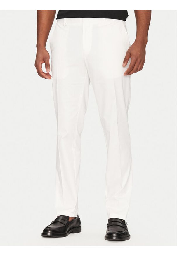 BOSS Spodnie garniturowe C-Genius 50539970 Biały Slim Fit. Kolor: biały. Materiał: bawełna