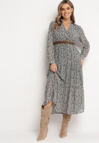 Born2be - Biało-Czarna Sukienka Rozkloszowana w Kwiaty z Paskiem Khito. Okazja: na co dzień. Typ kołnierza: dekolt w serek. Kolor: czarny. Długość rękawa: długi rękaw. Wzór: kwiaty. Styl: casual, elegancki, klasyczny #1