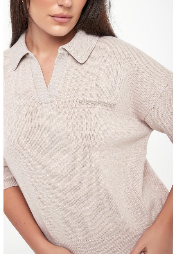 Sweter damski wełniany z kołnierzem polo PESERICO. Typ kołnierza: polo. Materiał: wełna