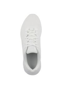 Buty do biegania męskie Nike Revolution 6 NN. Zapięcie: sznurówki. Kolor: biały. Materiał: materiał, syntetyk, tkanina. Szerokość cholewki: normalna. Model: Nike Revolution