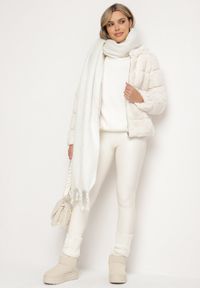 Born2be - Białe Legginsy z Ekoskóry Ocieplane z Efektem Push-Up Labrisa. Okazja: na co dzień. Stan: podwyższony. Kolor: biały. Materiał: materiał. Styl: elegancki, casual #7