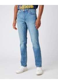 Wrangler - WRANGLER GREENSBORO MĘSKIE SPODNIE JEANSOWE DUSTY DEVIL W15QC4665 112141188