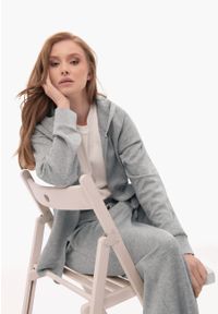 Volcano - Bluza z kapturem B-BELLA. Okazja: na co dzień. Typ kołnierza: kaptur. Materiał: poliester, dresówka, materiał, wiskoza, elastan. Wzór: haft, gładki. Styl: klasyczny, casual