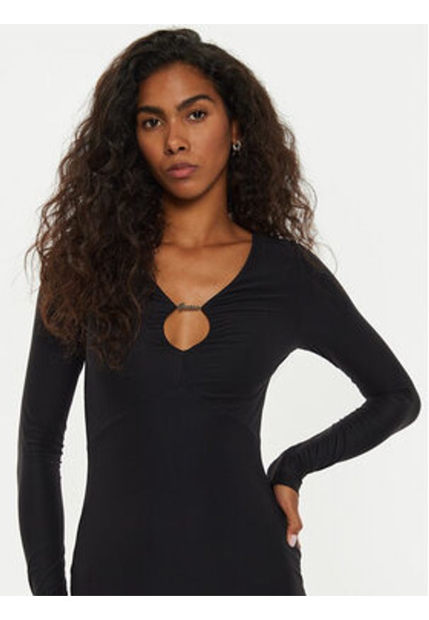 Guess Sukienka koktajlowa Amira W4BK09 KCDE0 Czarny Slim Fit. Kolor: czarny. Materiał: syntetyk. Styl: wizytowy