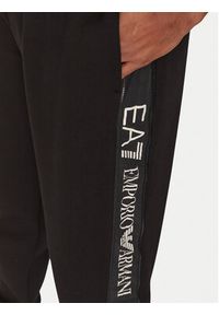 EA7 Emporio Armani Spodnie dresowe 7M000144 AF13538 UC001 Czarny Regular Fit. Kolor: czarny. Materiał: syntetyk, bawełna #5