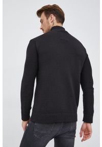 Calvin Klein Jeans Sweter męski kolor czarny z golfem. Okazja: na co dzień. Typ kołnierza: golf. Kolor: czarny. Długość rękawa: długi rękaw. Długość: długie. Wzór: aplikacja. Styl: casual #3