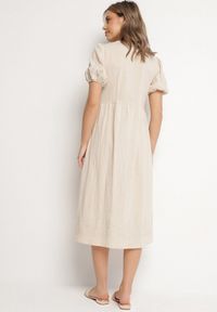 Born2be - Jasnobeżowa Bawełniana Sukienka Boho o Rozkloszowanym Kroju Zdobiona Haftem Lannivra. Okazja: na co dzień, na imprezę. Typ kołnierza: dekolt w kształcie V. Kolor: beżowy. Materiał: bawełna. Wzór: aplikacja, haft. Sezon: lato. Typ sukienki: rozkloszowane. Styl: boho #3