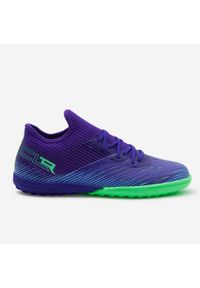 KIPSTA - Buty do piłki nożnej dla dzieci Kipsta CLR TURF TF sznurowane. Kolor: wielokolorowy, fioletowy, zielony. Materiał: kauczuk, syntetyk. Szerokość cholewki: normalna. Sport: piłka nożna