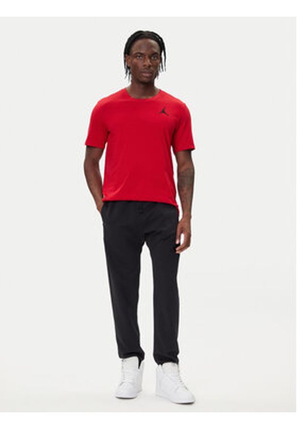 Nike T-Shirt DC7485-687 Czarny Regular Fit. Kolor: czarny. Materiał: bawełna