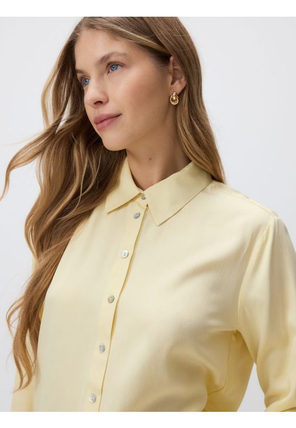 Reserved - Koszula z wiskozą - żółty. Kolor: żółty. Materiał: wiskoza