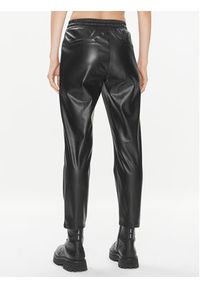 Marella Spodnie skórzane Floria 2337860339200 Czarny Regular Fit. Kolor: czarny. Materiał: syntetyk #3