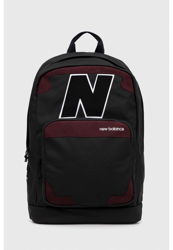 New Balance plecak kolor czarny duży z aplikacją. Kolor: czarny. Wzór: aplikacja