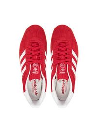 Adidas - adidas Sneakersy Gazelle In JI2063 Czerwony. Kolor: czerwony. Materiał: zamsz, skóra. Model: Adidas Gazelle #4