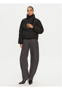 Miss Sixty Kurtka puchowa 6L3YJ7891000 Czarny Regular Fit. Kolor: czarny. Materiał: syntetyk
