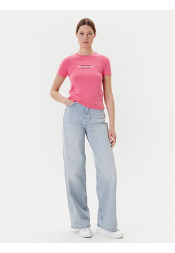Guess Jeans T-Shirt W4YI03 J1314 Różowy Slim Fit. Kolor: różowy. Materiał: bawełna