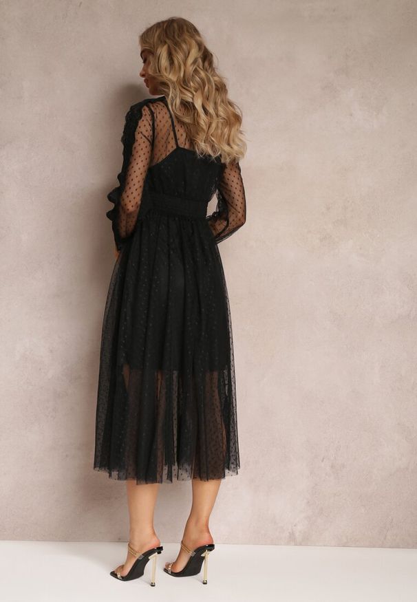 Renee - Czarna Rozkloszowana Sukienka Midi z Tiulu z Koronką Rislaine. Kolor: czarny. Materiał: tiul, koronka. Długość rękawa: na ramiączkach. Wzór: koronka. Sezon: wiosna, lato. Długość: midi