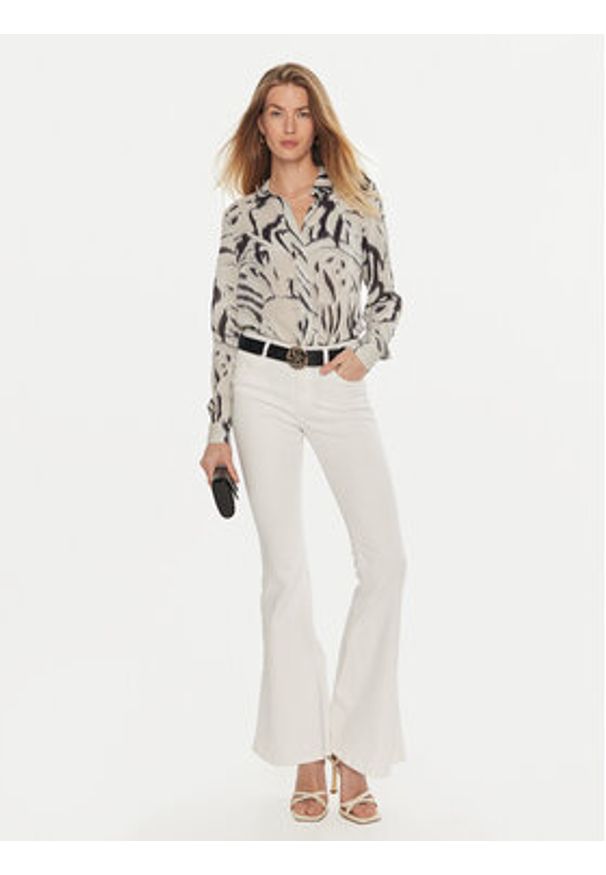 Guess Koszula Clouis W4BH56 WGLA2 Biały Regular Fit. Kolor: biały. Materiał: syntetyk