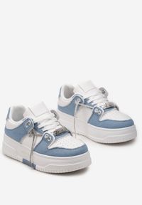 Born2be - Niebieskie Sneakersy na Grubej Podeszwie z Cyrkoniami Thales. Kolor: niebieski. Wzór: aplikacja. Obcas: na platformie
