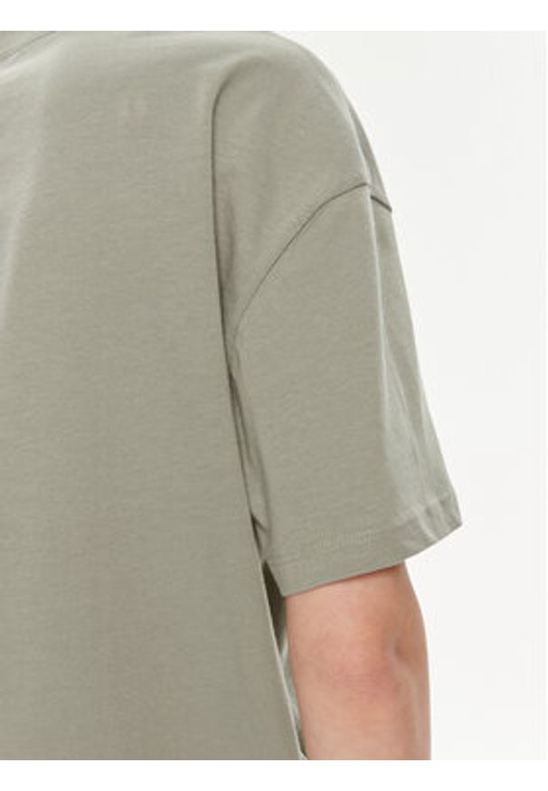 GAP - Gap T-Shirt 875093-00 Zielony Relaxed Fit. Kolor: zielony. Materiał: bawełna
