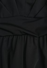 Born2be - Czarny Elegancki Kombinezon Nietoperzowy z Wiskozą z Marszczeniem w Talii Wentina. Kolor: czarny. Materiał: wiskoza. Styl: elegancki #4
