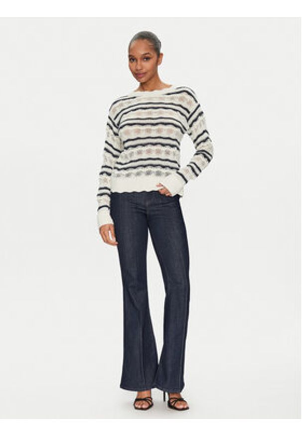 Guess Sweter W5GR35 Z3NJ0 Beżowy Regular Fit. Kolor: beżowy. Materiał: syntetyk