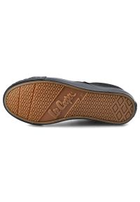 Czarne Trampki Lee Cooper Damskie Lekkie Półbuty. Okazja: na co dzień. Zapięcie: sznurówki. Kolor: czarny. Materiał: guma, materiał. Wzór: jednolity. Styl: casual, sportowy, klasyczny #8