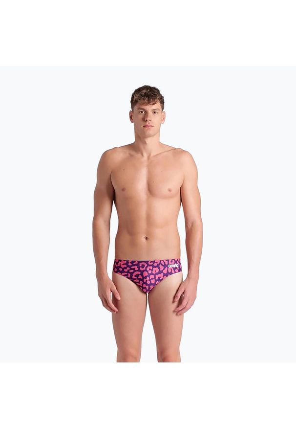 Arena - Slipy pływackie męskie arena Printed Swim Briefs. Kolor: różowy