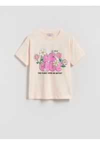 Reserved - Luźny t-shirt z nadrukiem - kremowy. Kolor: kremowy. Materiał: bawełna. Wzór: nadruk