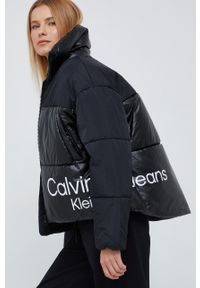 Calvin Klein Jeans kurtka damska kolor czarny zimowa. Kolor: czarny. Materiał: włókno. Długość: długie. Sezon: zima