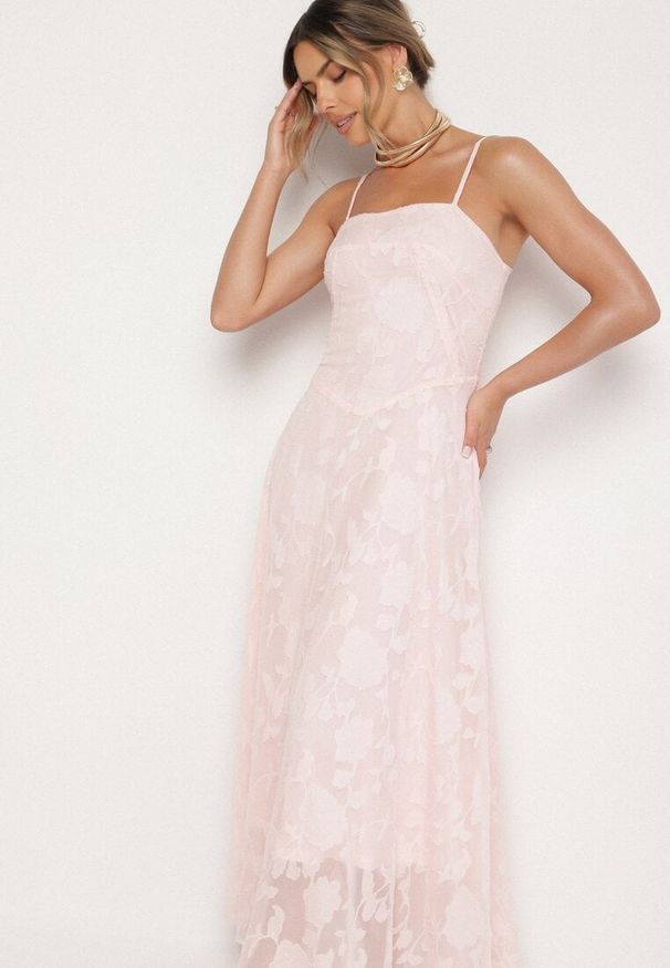 Born2be - Różowa Rozkloszowana Sukienka Vices z Gorsetowym Wiązaniem Fenosella. Okazja: na imprezę. Typ kołnierza: dekolt gorset. Kolor: różowy. Długość rękawa: na ramiączkach. Sezon: lato. Typ sukienki: gorsetowe. Styl: elegancki