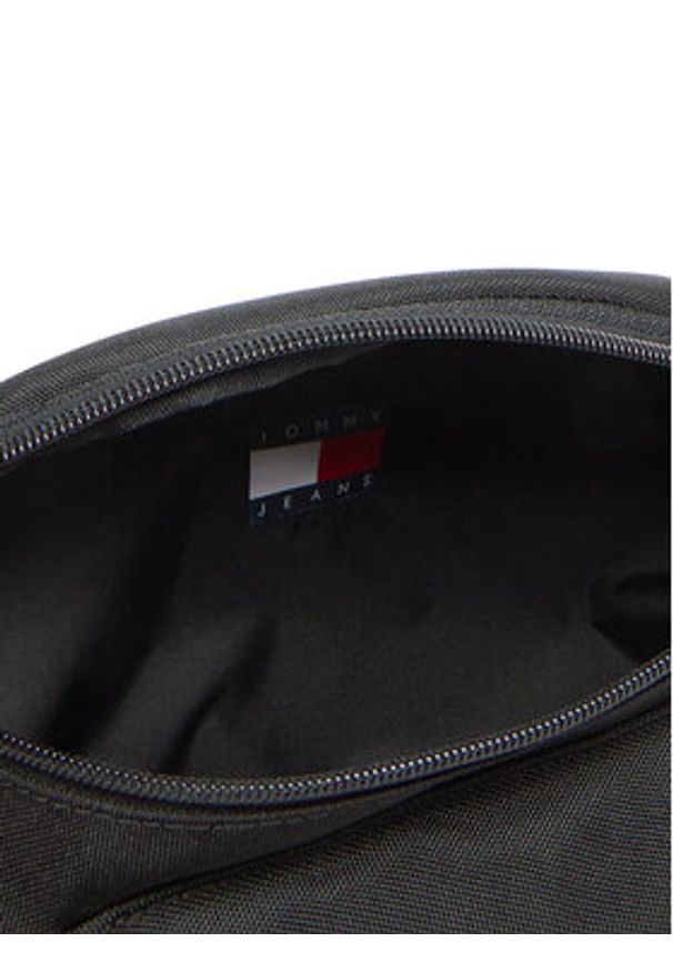 Tommy Jeans Saszetka nerka Tjm Ess Daily Bumbag AM0AM13390 Czarny. Kolor: czarny. Materiał: materiał