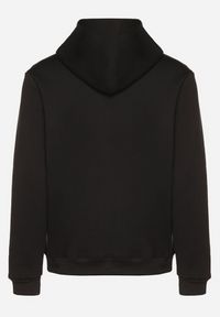 Born2be - Czarna Bluza z Kapturem i Kangurkową Kieszenią Envila. Okazja: na co dzień. Typ kołnierza: kaptur. Kolor: czarny. Materiał: jeans. Styl: casual, elegancki