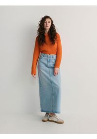 Reserved - Sweter o strukturalnym splocie - pomarańczowy. Kolor: pomarańczowy. Materiał: dzianina, bawełna. Wzór: ze splotem #1
