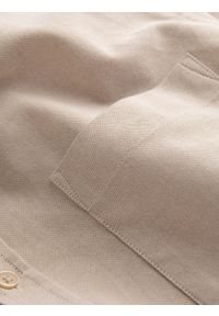 Ombre Clothing - Koszula męska bawełniana REGULAR FIT z kieszenią - beżowy V1 OM-SHOS-0153 - XXL. Typ kołnierza: kołnierzyk klasyczny. Kolor: beżowy. Materiał: bawełna. Długość rękawa: długi rękaw. Długość: długie. Styl: klasyczny #9
