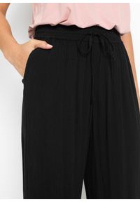 bonprix - Spodnie culotte z koronką. Kolor: czarny. Materiał: koronka. Wzór: koronka #2